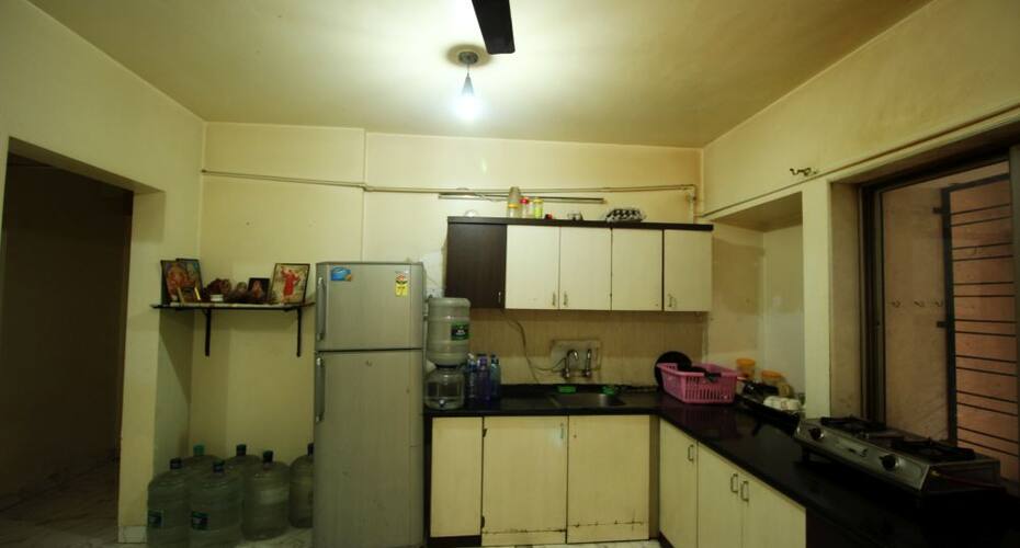 Shree Balaji  Service Apartments Shivaji Nagar 1, Pune 4